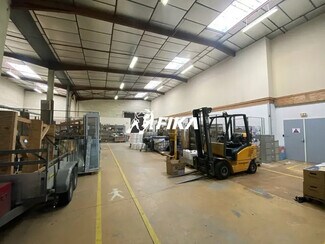 Plus de détails pour 19 Boulevard De Thibaud, Toulouse - Local d'activités à louer