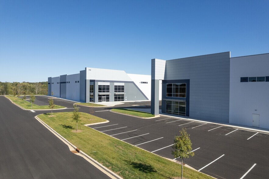 212 Tribal Rd, Blacksburg, SC à louer - Photo du bâtiment - Image 3 de 9