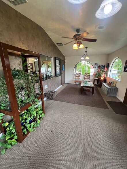 645 W 6th St, Reno, NV à vendre - Photo intérieure - Image 2 de 6