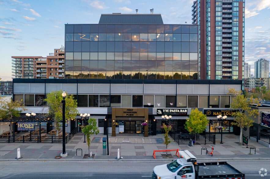 1324 17 Av SW, Calgary, AB à louer - Photo du bâtiment - Image 2 de 3