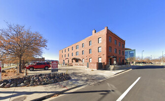 1055 Auraria Pkwy, Denver CO - Services immobiliers commerciaux