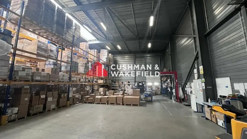 Industrial in Quint-Fonsegrives for lease - Interior Photo - Image 1 of 4