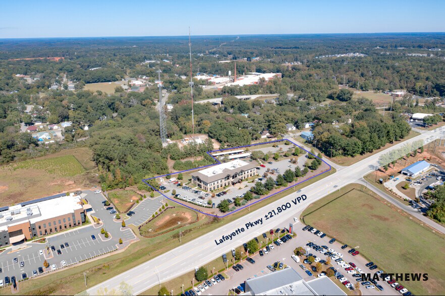 1075 Lafayette Pky, Lagrange, GA à vendre - Photo du bâtiment - Image 2 de 6