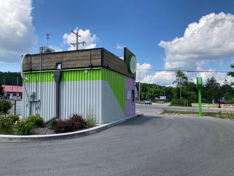 509 S Morenci Ave, Mio, MI à vendre - Photo du bâtiment - Image 3 de 22