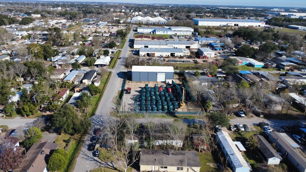 14202 Burnham st, Houston, TX à vendre - Photo du bâtiment - Image 2 de 9