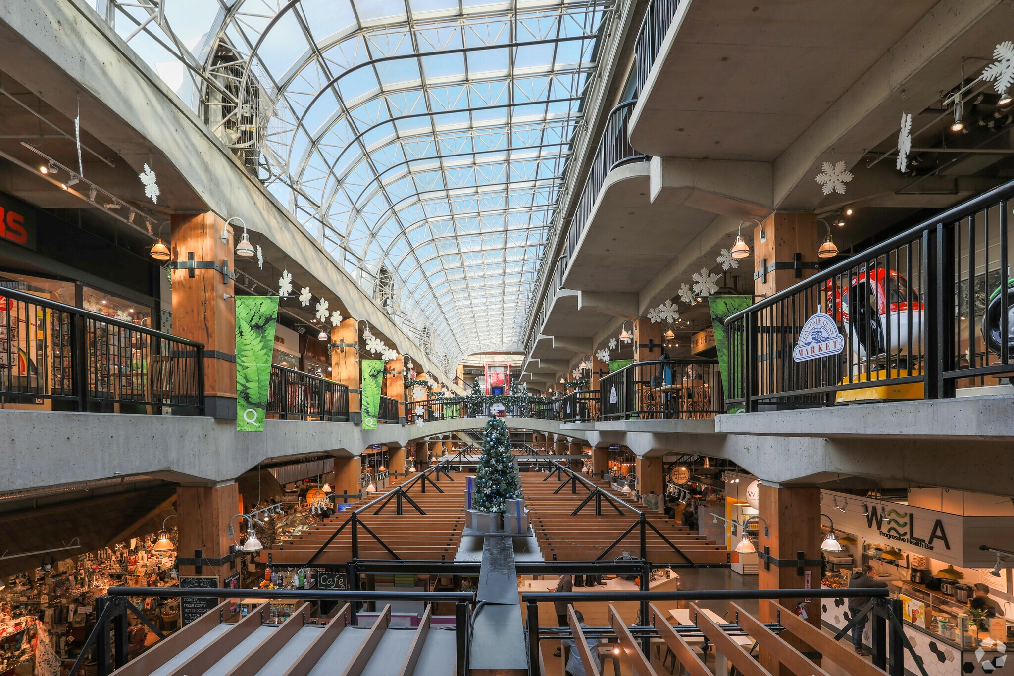 123 Carrie Cates Ct, North Vancouver, BC à vendre Photo du bâtiment- Image 1 de 1