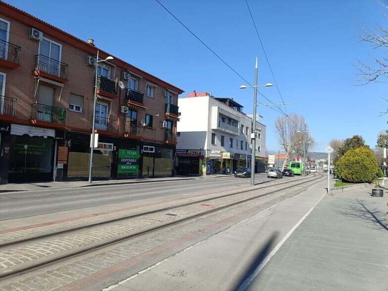 Calle Fernando de los Ríos, 1, Armilla, Granada à louer - Photo du bâtiment - Image 2 de 17