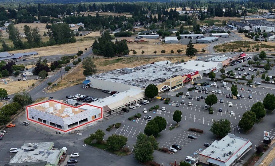 904 Yelm Ave E, Yelm, WA à vendre - Photo du bâtiment - Image 2 de 3
