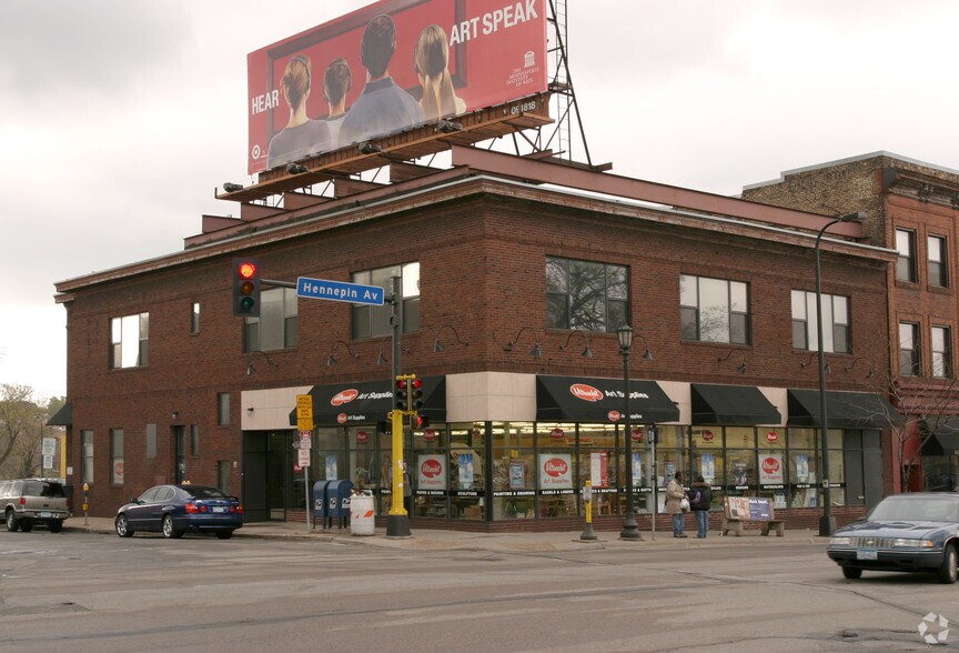 1601 Hennepin Ave, Minneapolis, MN for lease - Building Photo - Image 2 of 14