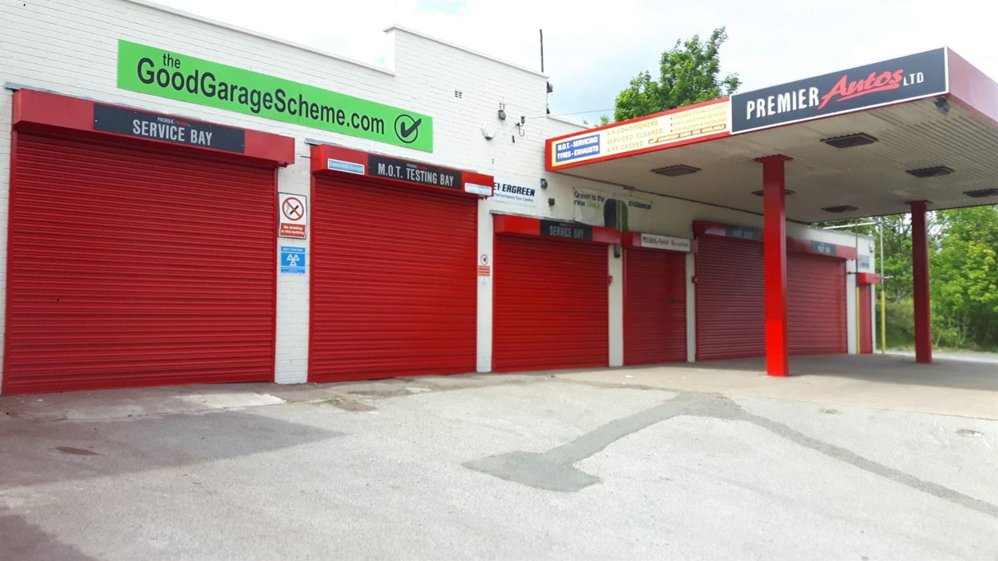 Overthorpe Road, Dewsbury for sale Primary Photo- Image 1 of 11