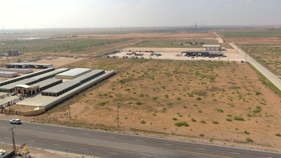 3 AC FM 307, Midland, TX à vendre - Photo du bâtiment - Image 3 de 9