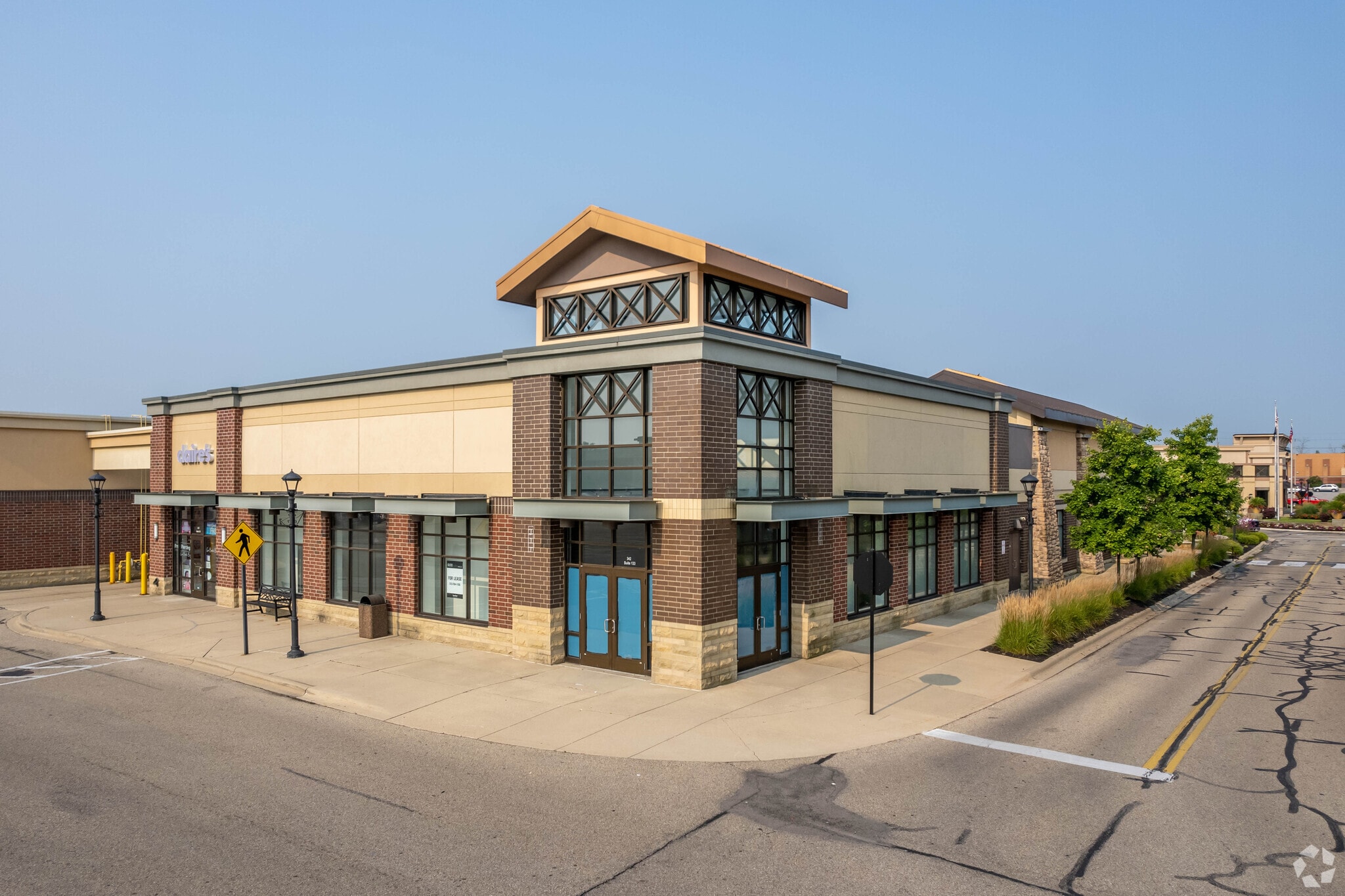 3301-3459 Princeton Rd, Hamilton, OH for lease Primary Photo- Image 1 of 15
