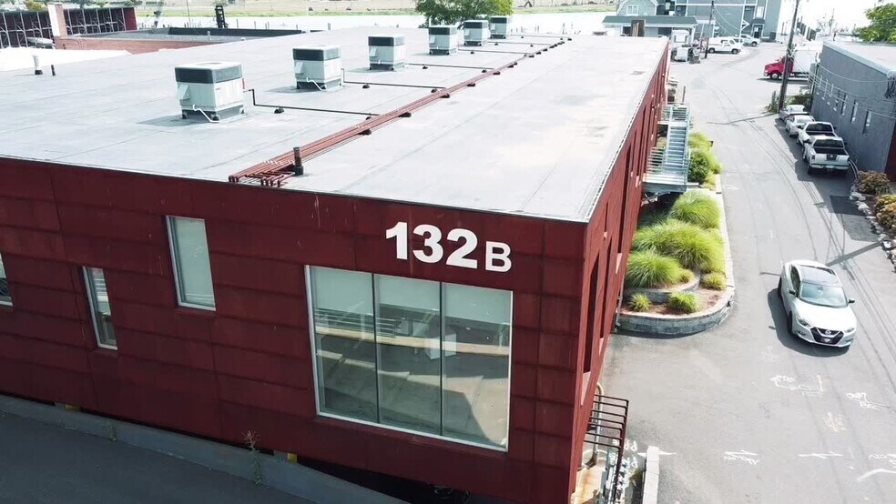 132 Water St, Norwalk, CT à louer - Vidéo sur l’inscription commerciale - Image 1 de 3