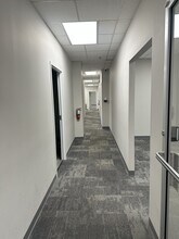 4404 Stuart Andrew Blvd, Charlotte, NC for lease Interior Photo- Image 2 of 3