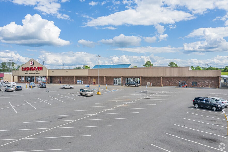 112 W Knight St, Portland, TN for lease - Building Photo - Image 2 of 6