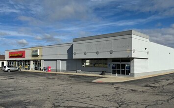 610 N Cedar St, Mason, MI for lease Interior Photo- Image 2 of 11
