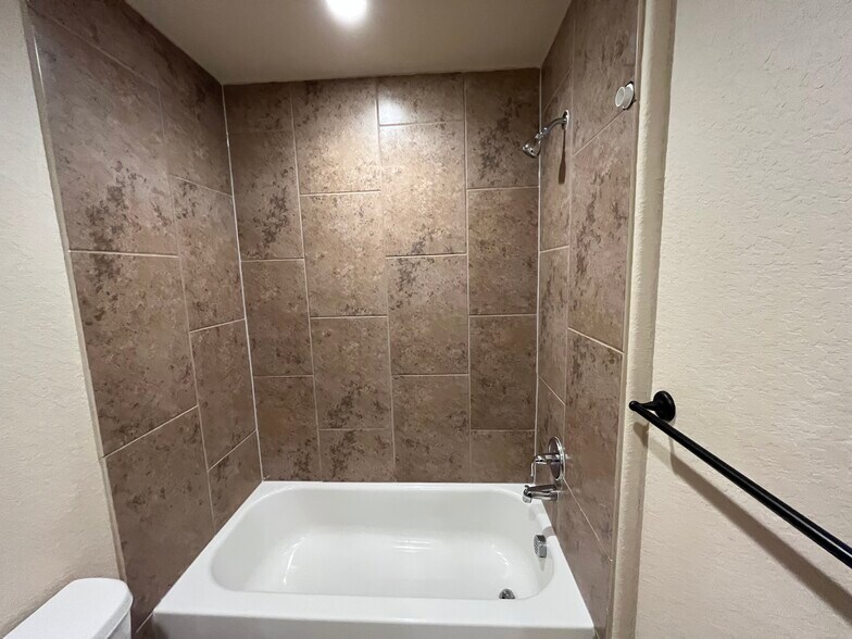 6414 Luglio Ln, San Antonio, TX à vendre - Photo intérieure - Image 3 de 40