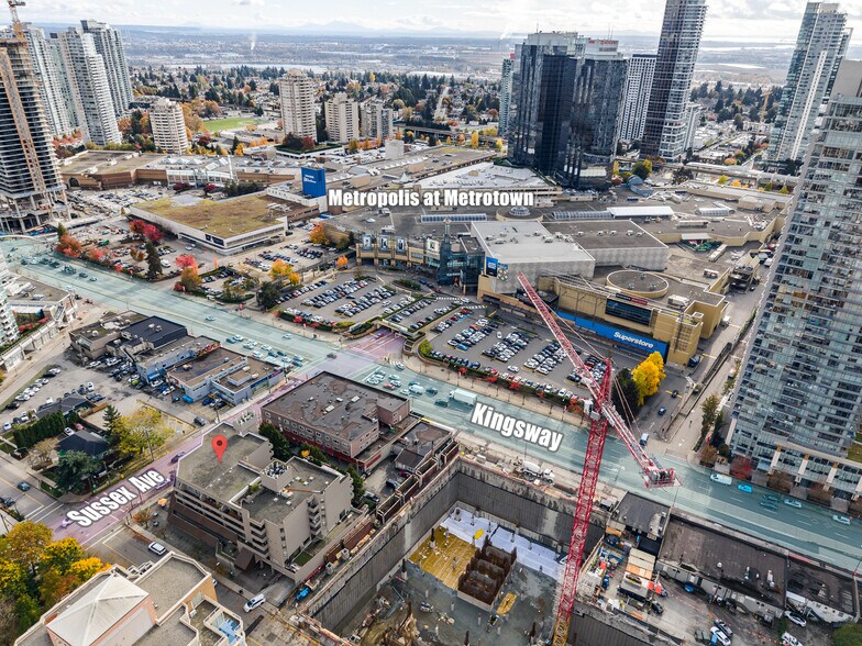 6125 Sussex Ave, Burnaby, BC à louer - Photo du bâtiment - Image 3 de 5