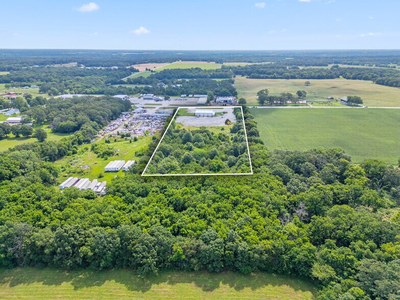 825 MO-59, Carthage, MO à louer - Photo du bâtiment - Image 2 de 56