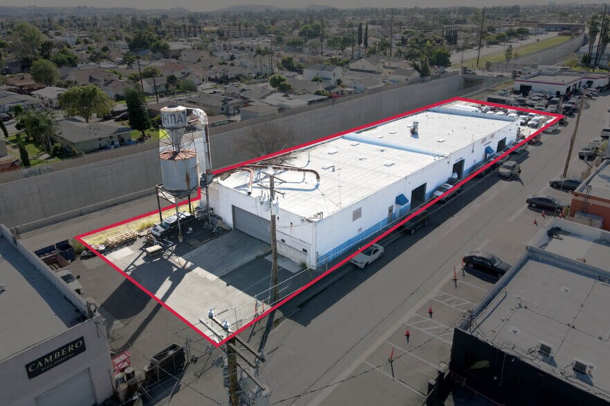 109, 130 & 210 Agostino Rd portefeuille de 3 propriétés à vendre sur LoopNet.ca - Photo du bâtiment - Image 2 de 3