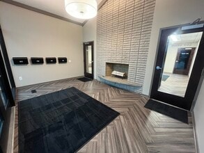 19306 Ecorse Rd, Allen Park, MI for lease Interior Photo- Image 2 of 7