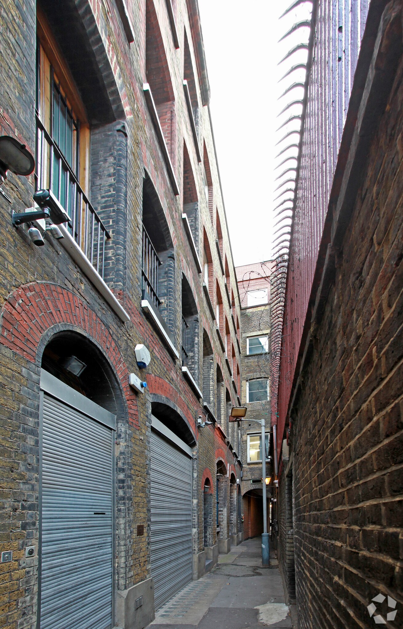 Faulkner's Aly, Londres à louer Photo principale- Image 1 de 13