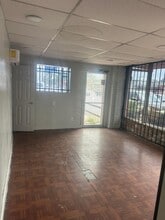 5454 N Shepherd Dr, Houston, TX for lease Interior Photo- Image 2 of 10