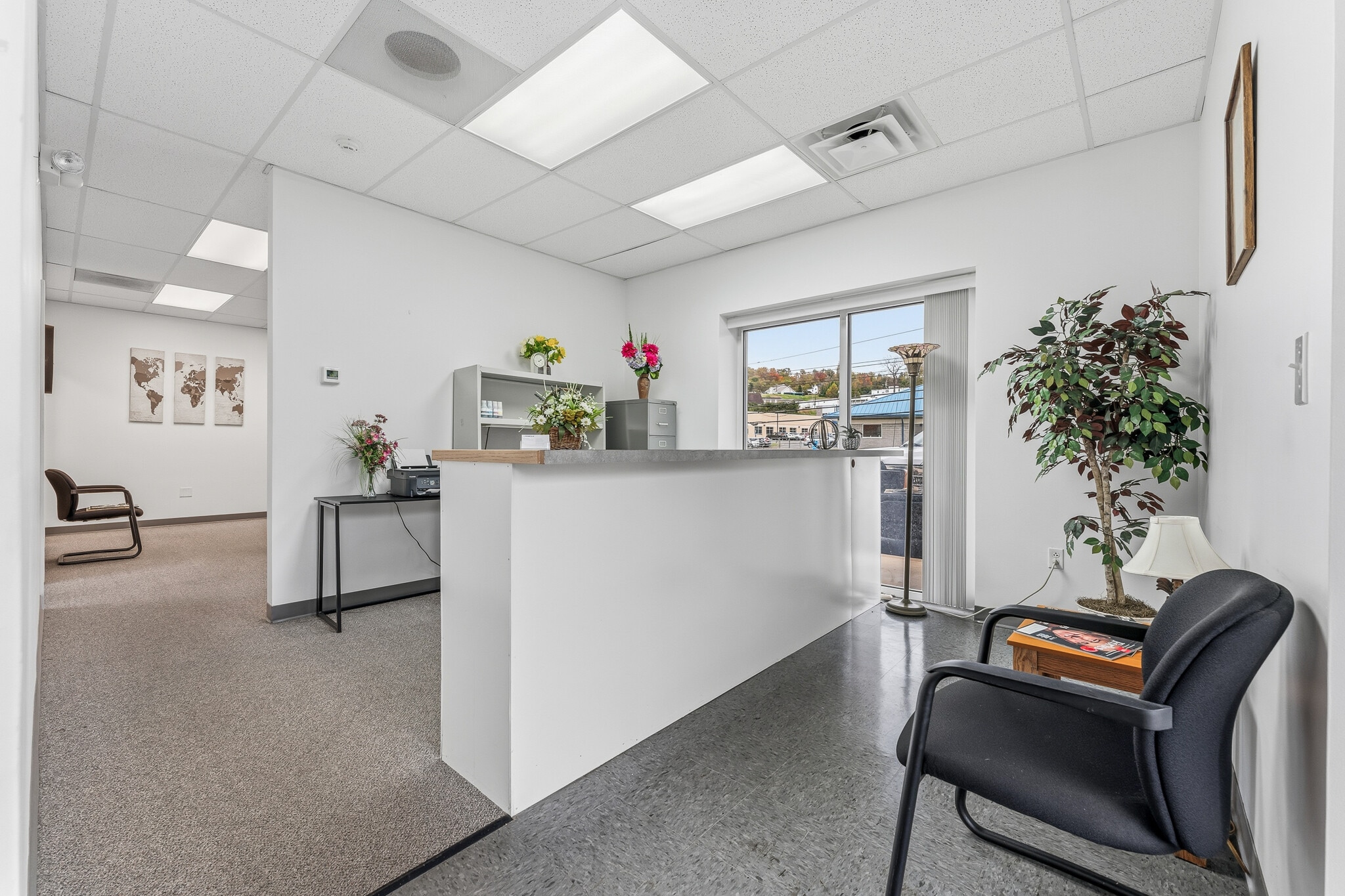 742 Fairmont Rd, Morgantown, WV for lease Interior Photo- Image 1 of 6