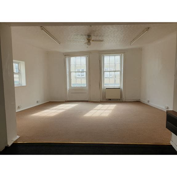 20-20A Church St, Calne à louer - Photo intérieure - Image 3 de 6