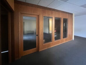 2330 County Road 137, Waite Park, MN à louer Photo intérieure- Image 2 de 8