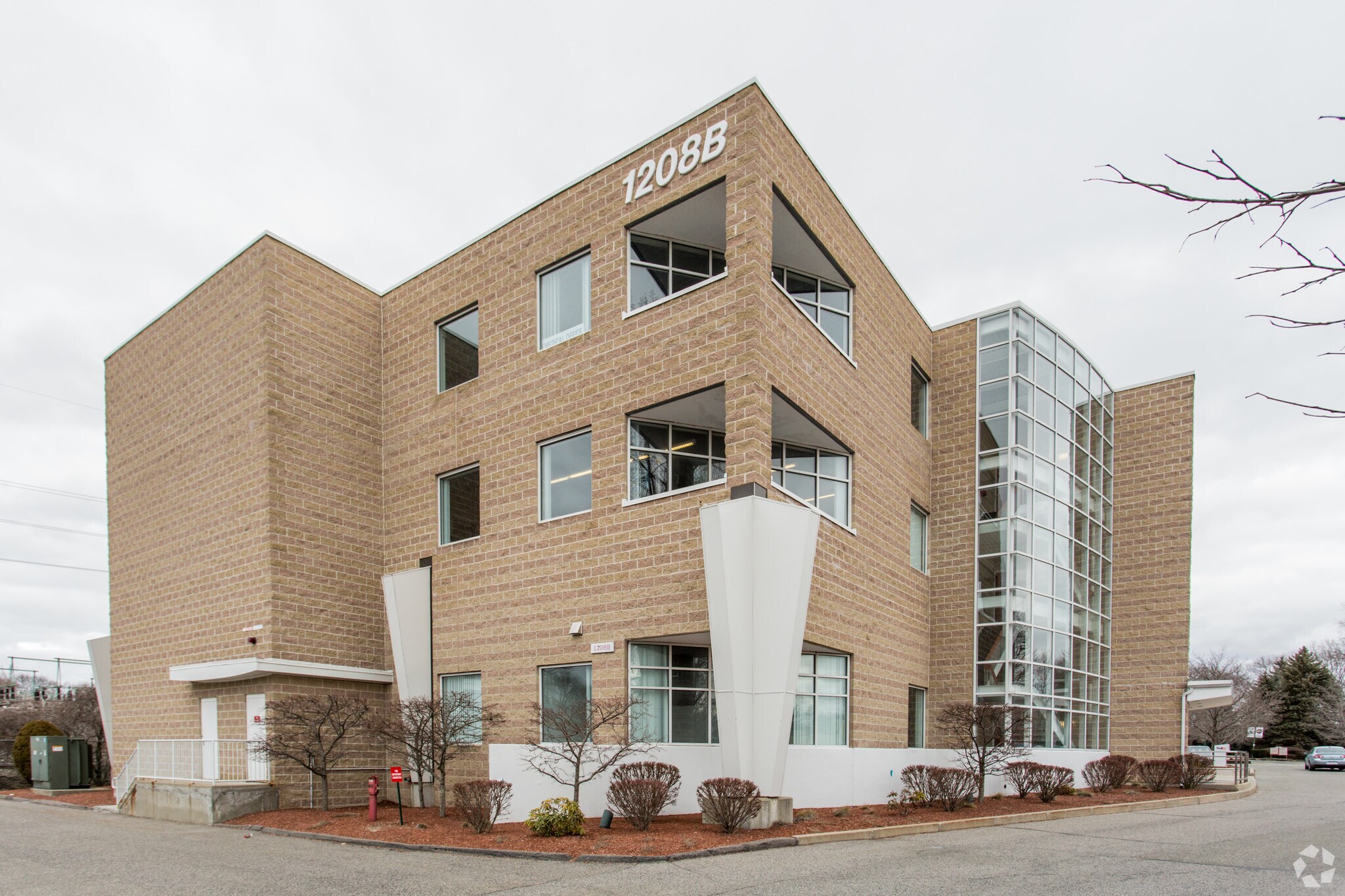 1208B VFW Pky, West Roxbury, MA for lease Primary Photo- Image 1 of 30