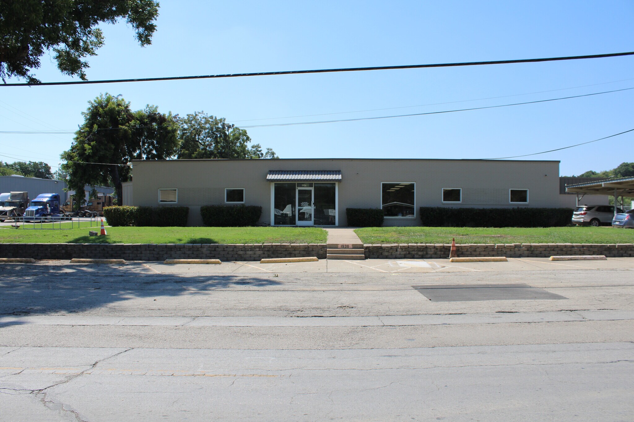 1936 W Commerce St, Dallas, TX à vendre Photo du bâtiment- Image 1 de 40