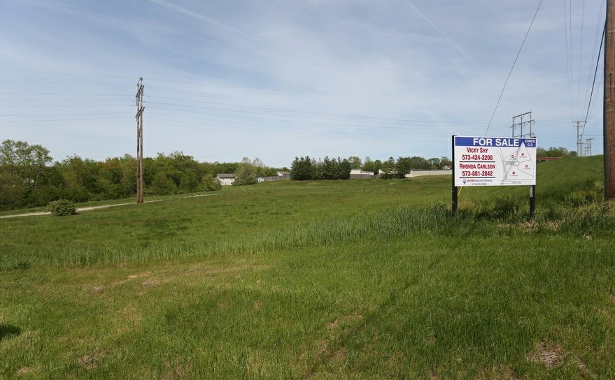 Clark Ln, Columbia, MO à vendre - Photo principale - Image 1 de 1