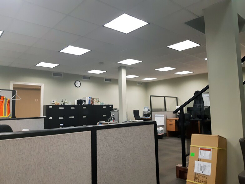 7224 Curragh Av, Burnaby, BC à vendre - Photo intérieure - Image 2 de 6