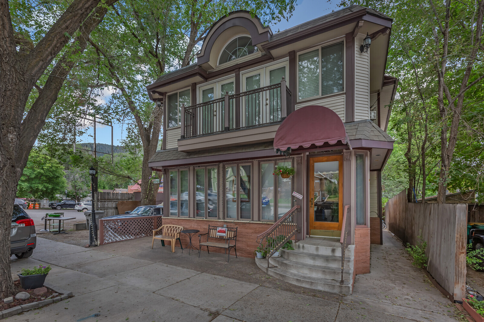 1023 Grand Ave, Glenwood Springs, CO for sale Primary Photo- Image 1 of 1