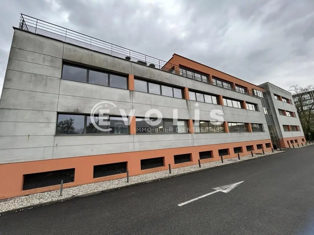8 impasse rudolf diesel, Mérignac for lease Building Photo- Image 1 of 26