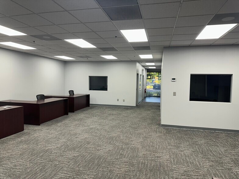 10500 University Center Dr, Tampa, FL à louer - Photo du bâtiment - Image 3 de 16