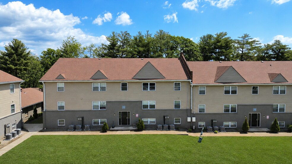 4823 Rutgers St NW, Roanoke, VA à vendre - Photo principale - Image 2 de 7