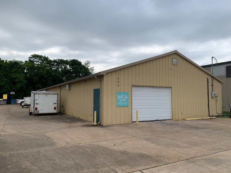 1406 Alpine Blvd, Bossier City, LA for lease - Building Photo - Image 2 of 9