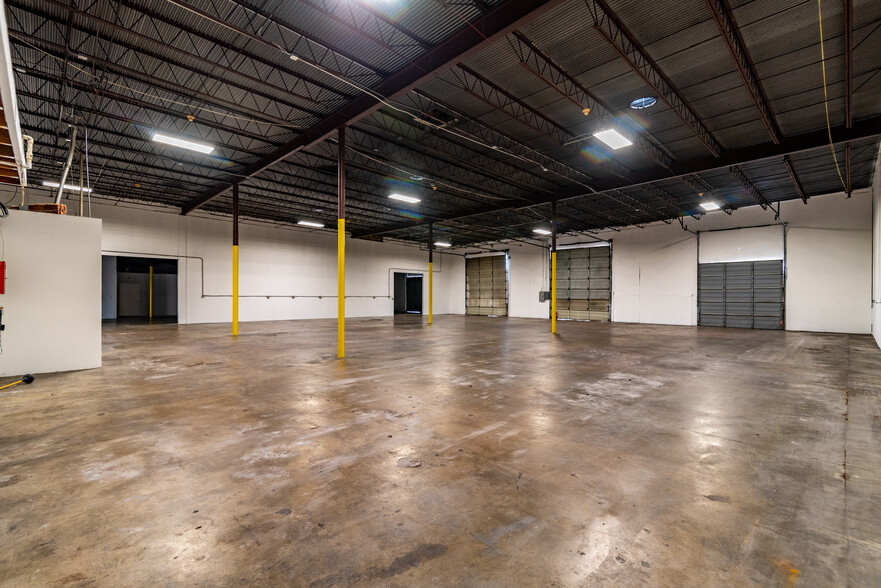 3404-3556 Yale St, Houston, TX for lease - Interior Photo - Image 3 of 7