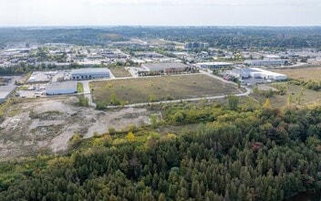 Hesh Cres, Kitchener, ON - Aerial map view - Image1