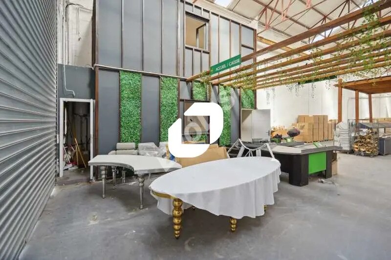 Flex in Épinay-sur-Seine for lease - Interior Photo - Image 2 of 12