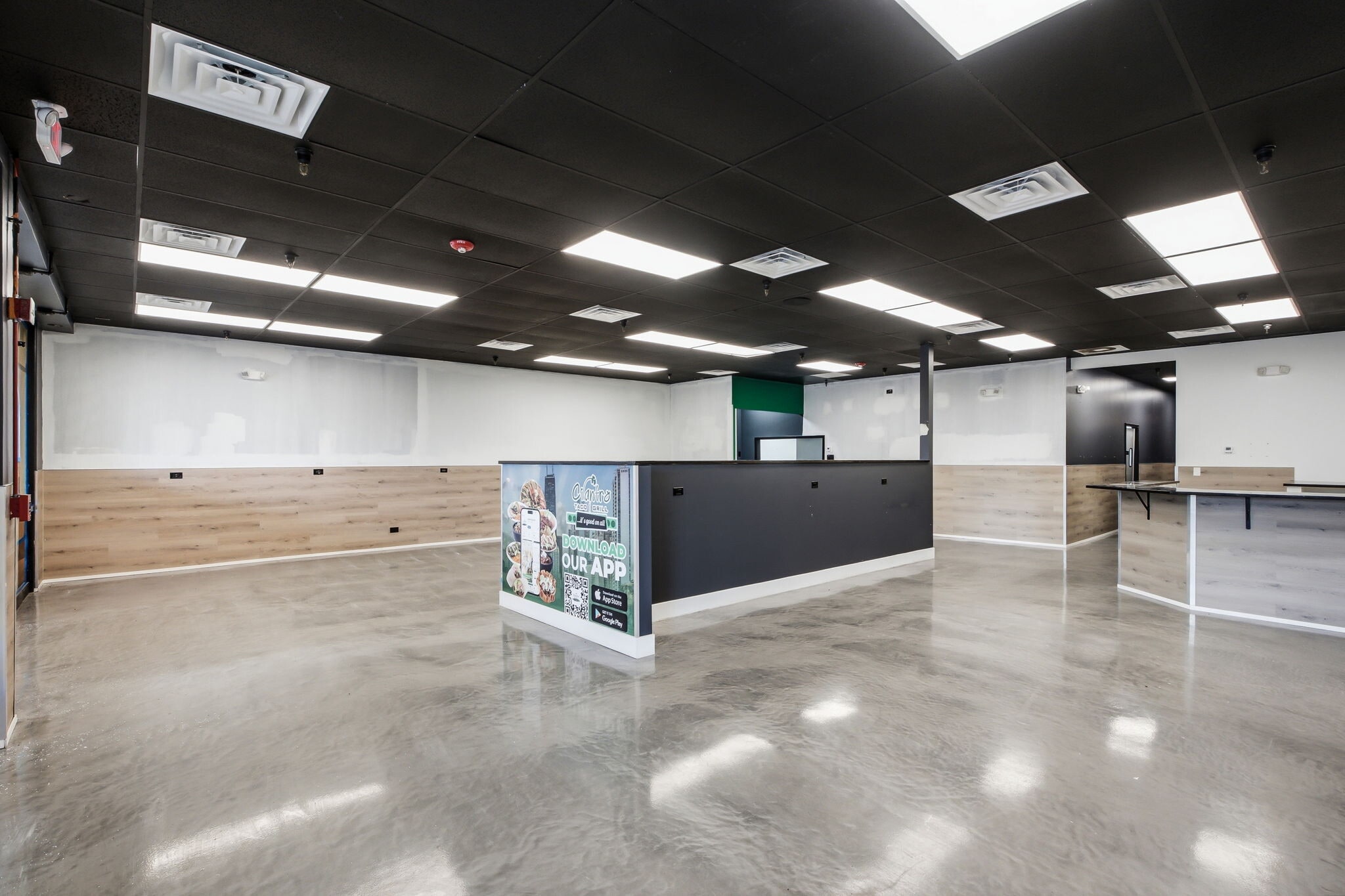 33-193 S Rand Rd, Lake Zurich, IL à louer Photo intérieure- Image 1 de 5