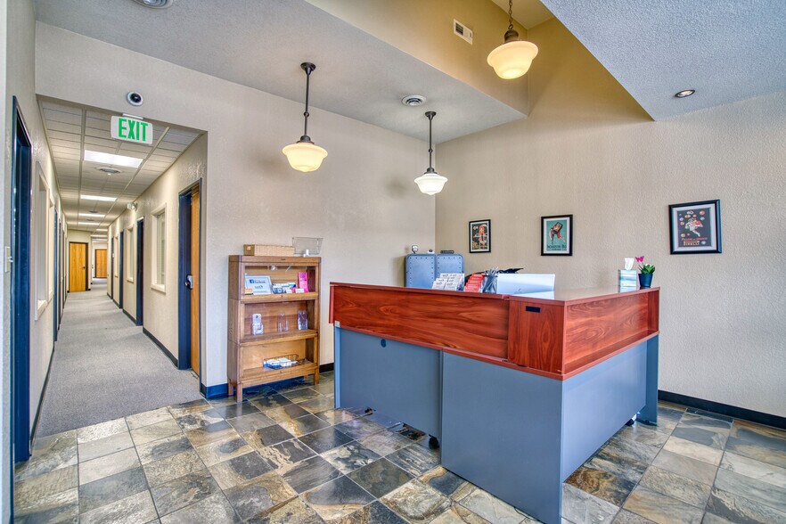 448 Main st, Longmont, CO à vendre - Photo du bâtiment - Image 3 de 14