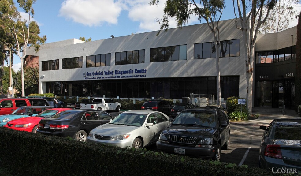 1521 W Cameron Ave, West Covina, CA for lease - Building Photo - Image 2 of 3