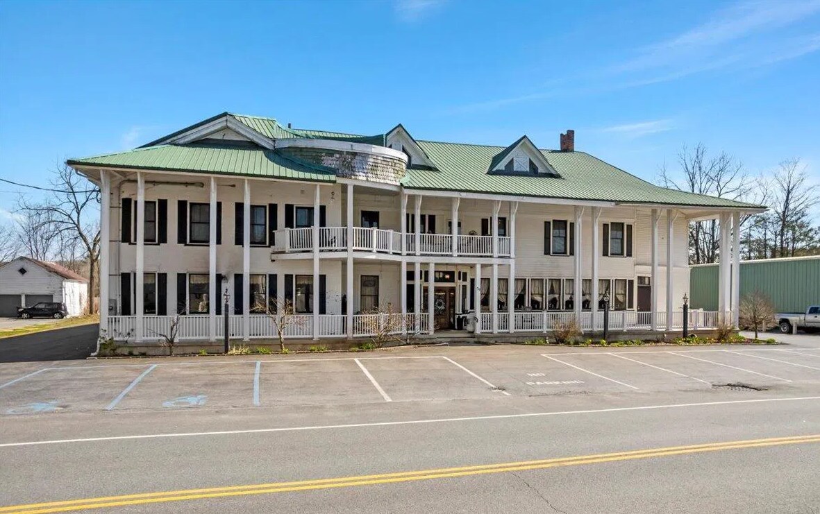 59 W Main St, Broadalbin, NY à vendre Photo du bâtiment- Image 1 de 67