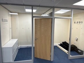 Majors Rd, Swindon à louer Photo intérieure- Image 2 de 3