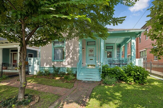 Plus de détails pour 206 S 11th St, Nashville, TN - Bureau à vendre