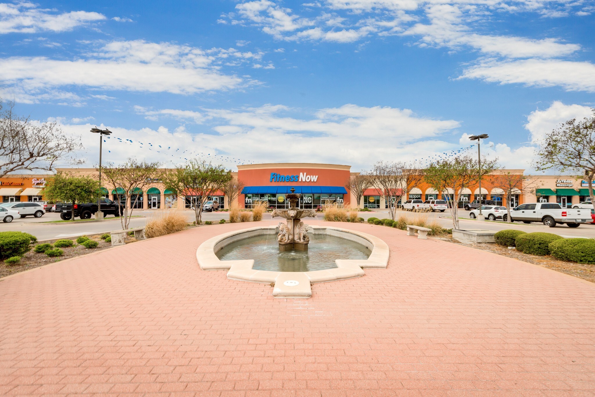 6801 Rufe Snow Dr, Watauga, TX à louer Photo du bâtiment- Image 1 de 28