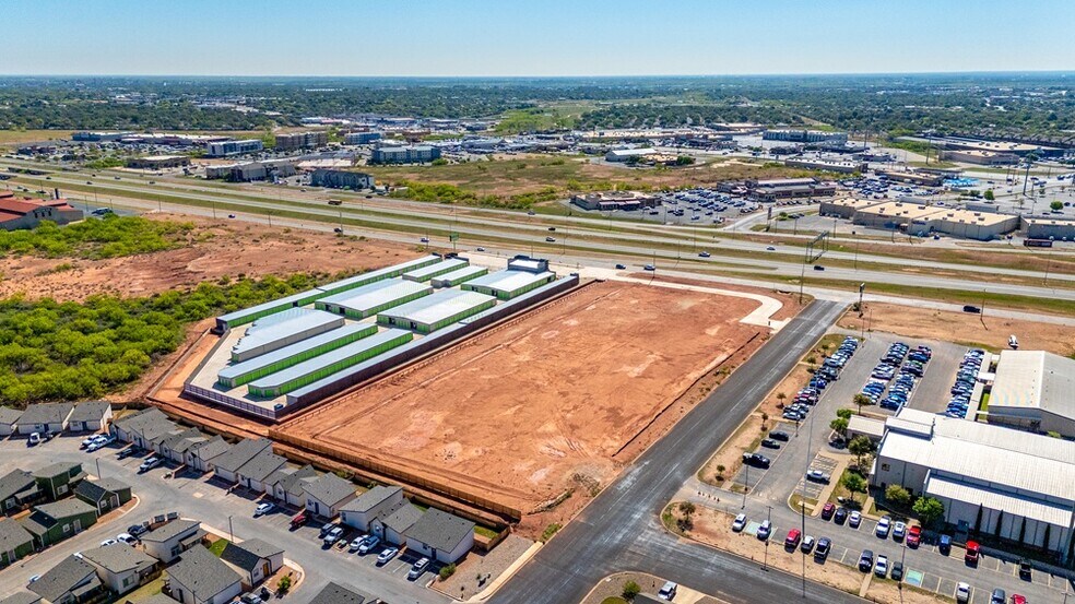 4780 Houston Harte Expressway, San Angelo, TX à vendre - Photo du bâtiment - Image 2 de 15